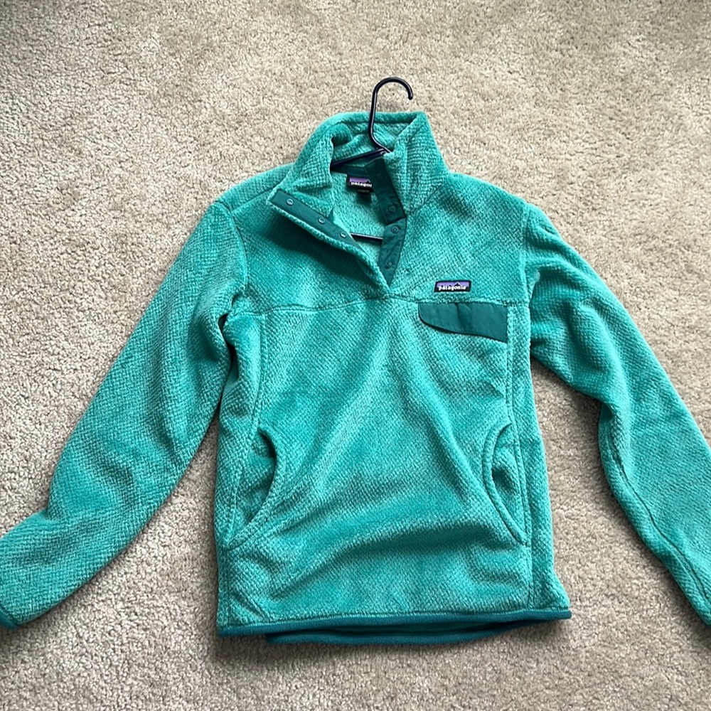 Patagonia size M green